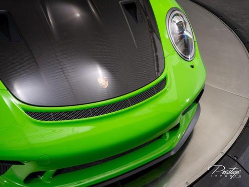 Lizard Green 2019 Porsche 911 GT3 RS