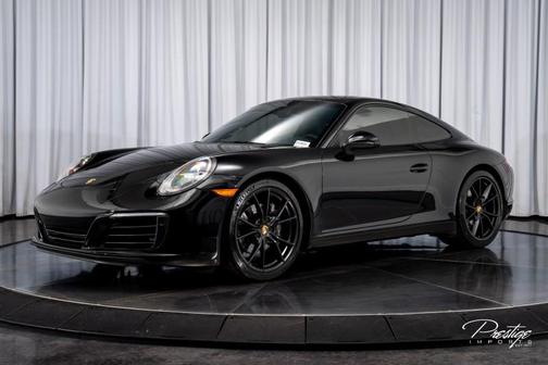 2019 Porsche 911 Carrera