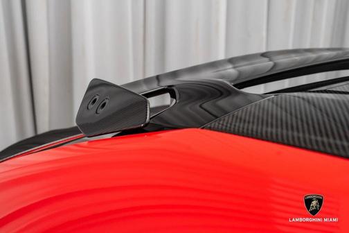 Rosso Anteros Metallic 2023 Lamborghini Urus Performante