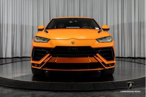 2024 Lamborghini Urus S
