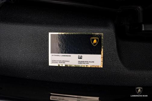 2019 Lamborghini Urus 