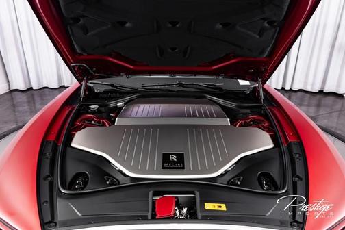 2024 Rolls-Royce Spectre 