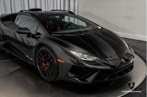 2023 Lamborghini Huracan Sterrato Base