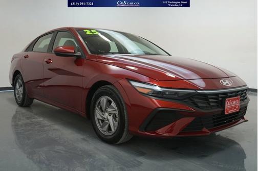 2025 Hyundai ELANTRA SE