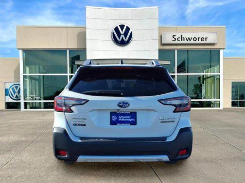 2024 Subaru Outback Touring XT