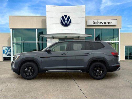Pure Gray 2026 Volkswagen Atlas Peak Edition
