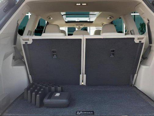 2026 Volkswagen Atlas 2.0T SEL Premium R-Line 4MOTION