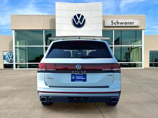 2026 Volkswagen Atlas 2.0T Peak Edition