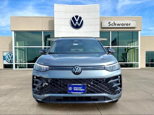2025 Volkswagen Tiguan 2.0T SE R-Line Black 4MOTION