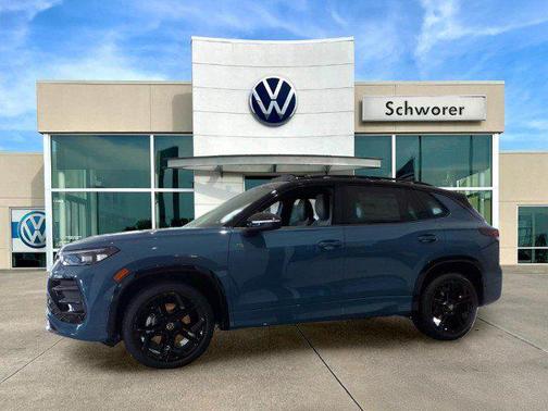 Blue 2026 Volkswagen Tiguan 2.0T SE R-Line Black 4MOTION