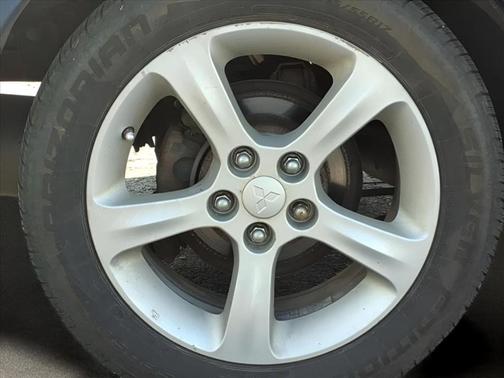 2009 Mitsubishi Galant Base