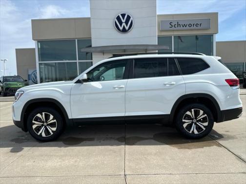 2025 Volkswagen Atlas 2.0T SE