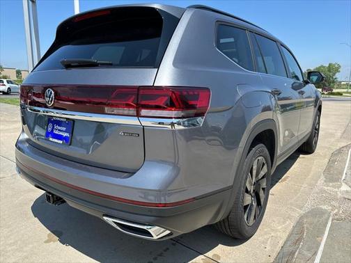 2025 Volkswagen Atlas 2.0T SE w/Technology 4MOTION