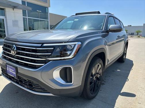 2025 Volkswagen Atlas 2.0T SE w/Technology 4MOTION