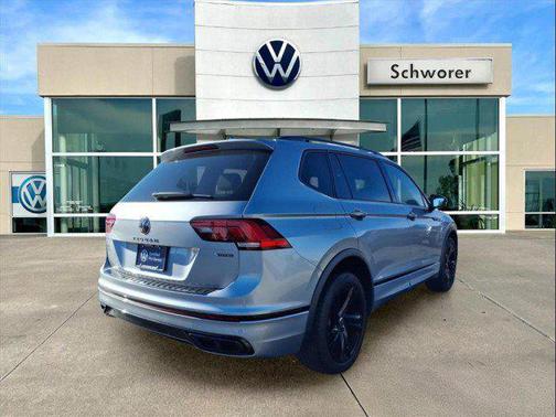 2023 Volkswagen Tiguan 2.0T SE R-Line Black 4MOTION
