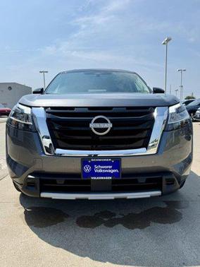 2024 Nissan Pathfinder SL 4WD