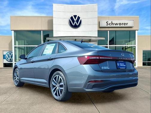 2025 Volkswagen Jetta 1.5T SE