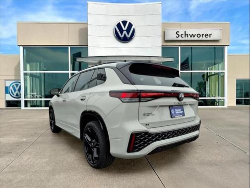 2026 Volkswagen Tiguan 2.0T SE R-Line Black 4MOTION