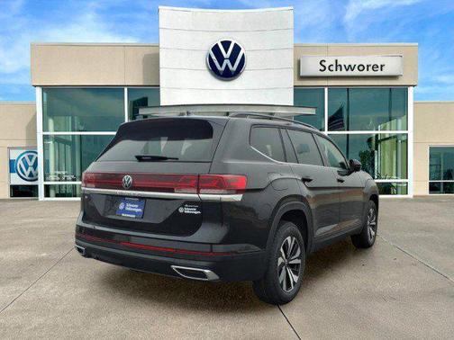 2026 Volkswagen Atlas 2.0T SE
