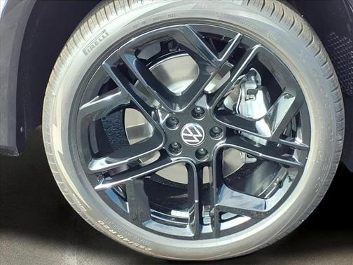 2025 Volkswagen Tiguan 2.0T SE R-Line Black 4MOTION