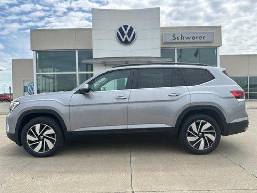 2025 Volkswagen Atlas 2.0T SE w/Technology 4MOTION