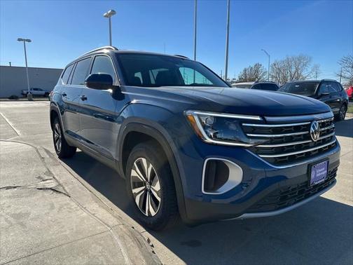 2025 Volkswagen Atlas 2.0T SE
