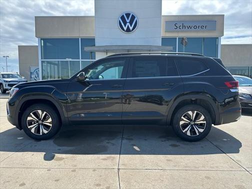 2025 Volkswagen Atlas 2.0T SE