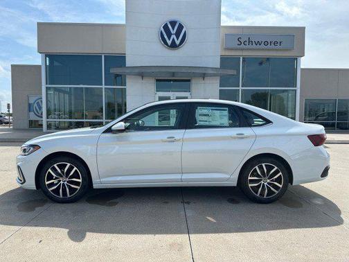 2025 Volkswagen Jetta 1.5T SE