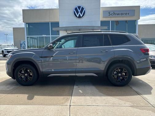 2025 Volkswagen Atlas 2.0T Peak Edition