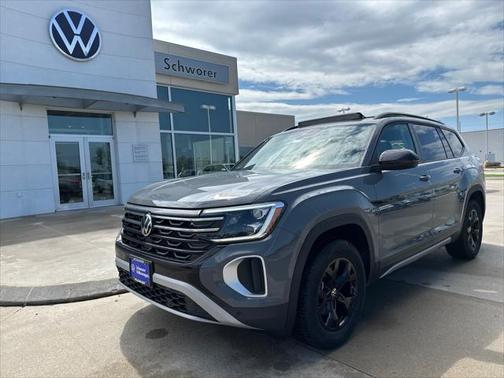 2025 Volkswagen Atlas 2.0T Peak Edition
