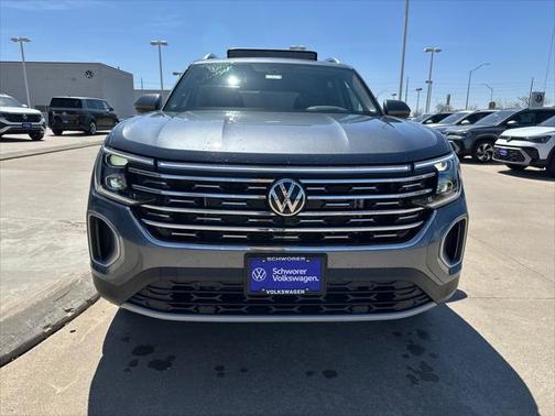 2025 Volkswagen Atlas 2.0T SEL