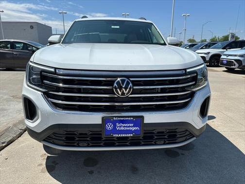 2025 Volkswagen Atlas 2.0T SE