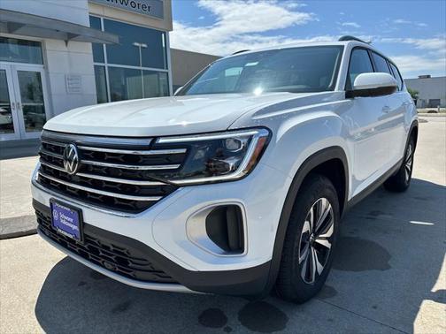 2025 Volkswagen Atlas 2.0T SE