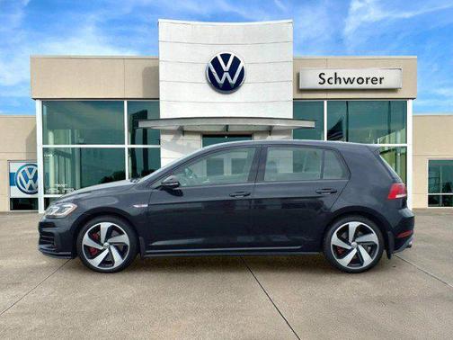 Deep Black Pearl 2019 Volkswagen Golf GTI 2.0T S 4-Door