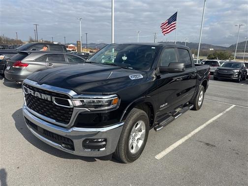 2025 RAM 1500 Big Horn Crew Cab 4x4 57' Box