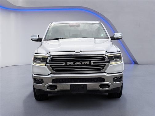 2022 RAM 1500 Laramie Crew Cab 4x4 64' Box