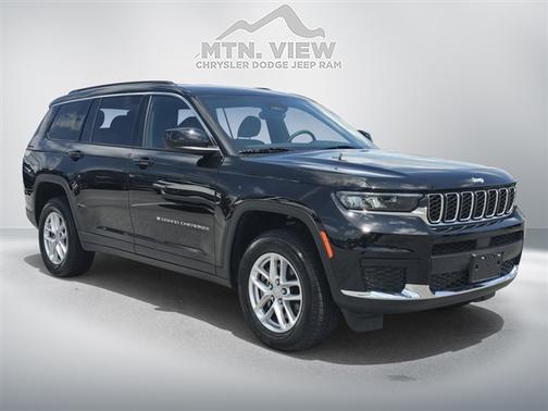 2024 Jeep Grand Cherokee L Laredo 4x4