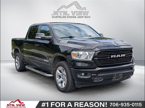 2021 RAM 1500 Big Horn Crew Cab 4x4 57' Box
