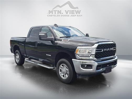 2024 RAM 2500 Big Horn Crew Cab 4x4 64' Box