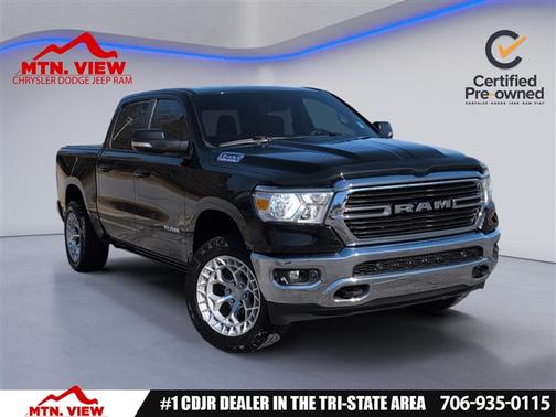 2021 RAM 1500 Big Horn Crew Cab 4x4 57' Box