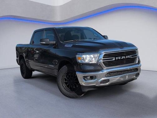 2021 RAM 1500 Big Horn Crew Cab 4x4 57' Box