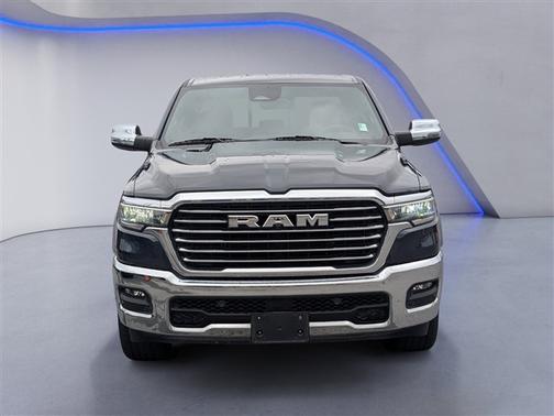 2025 RAM 1500 Laramie Crew Cab 4x4 57' Box