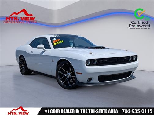 2016 Dodge Challenger 392 Hemi Scat Pack Shaker