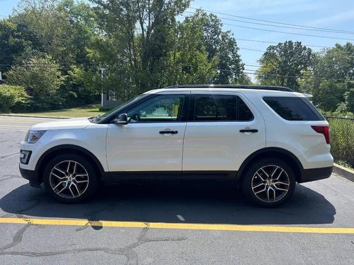 2017 Ford Explorer sport