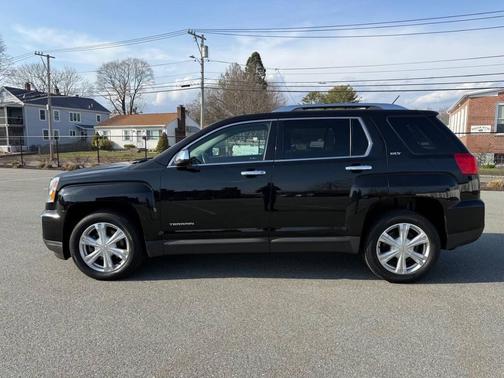 Ebony Twilight Metallic 2017 GMC Terrain SLT