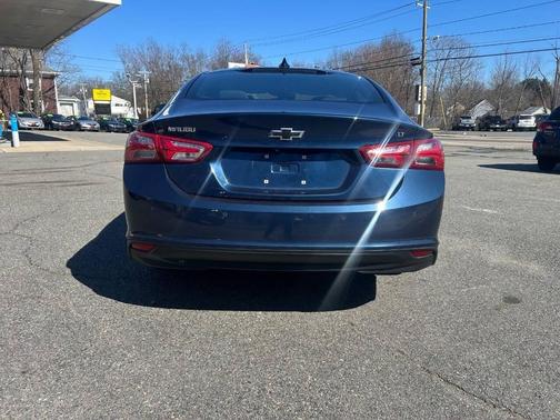 Northsky Blue Metallic 2019 Chevrolet Malibu LT