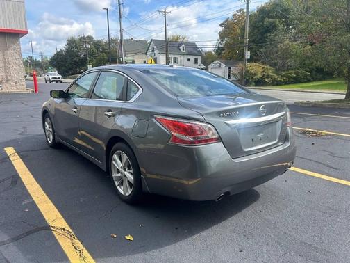 2015 Nissan Altima 2.5 SV