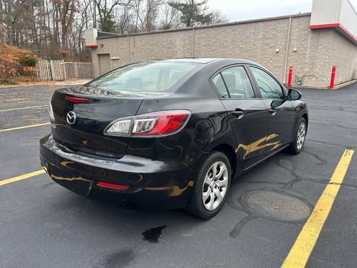 2013 Mazda Mazda3 i SV