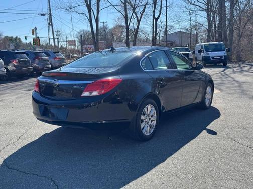 Black Diamond Tricoat 2013 Buick Regal Base