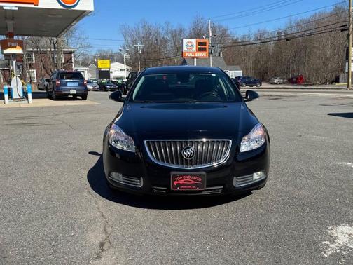 Black Diamond Tricoat 2013 Buick Regal Base